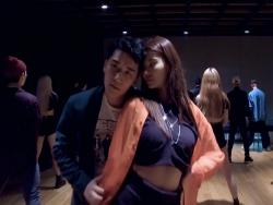 Watch: BIGBANG’s Seungri And Anda Get Playful In “1, 2, 3!” Dance Practice Video
