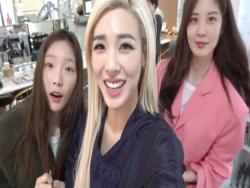 Tiffany公開回首爾和少女時代團員見面的影片：太蒂徐合體好喧鬧啊～